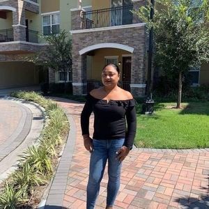 Meet your Posher, Trisha